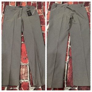 NWT Zac & Rachel slim leg pants size 16 B306
Inseam 31”